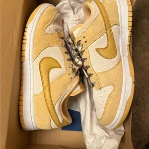 Nike Dunk Low LX Celestial Gold